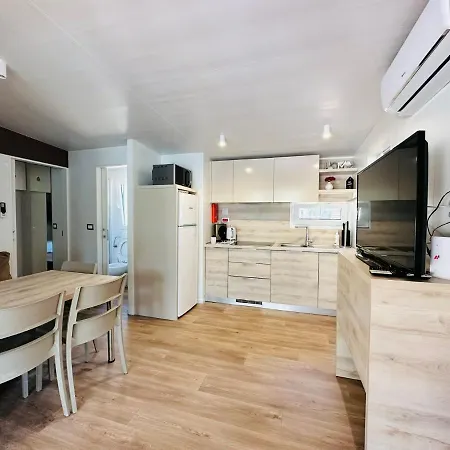 Sandra Holiday Homes Biograd Na Moru Exterior photo