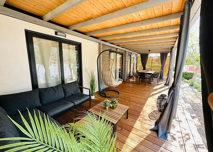 Sandra Holiday Homes