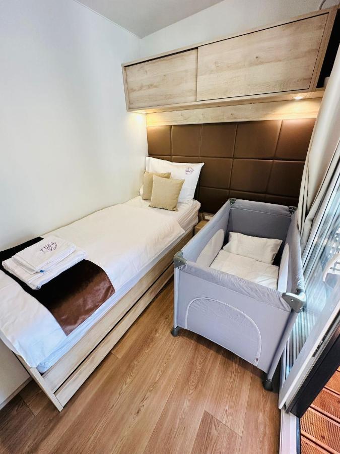 Sandra Homes Holiday home *